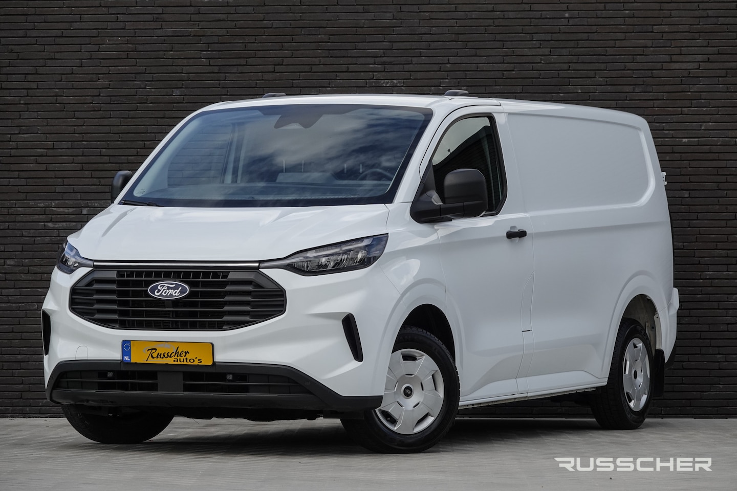 Ford Transit Custom - L1H1 2.0 Tdci 110Pk | Trend 280 | Stoel-Bank | Achteruitrijcamera | Trekhaak | Frozen Whit - AutoWereld.nl