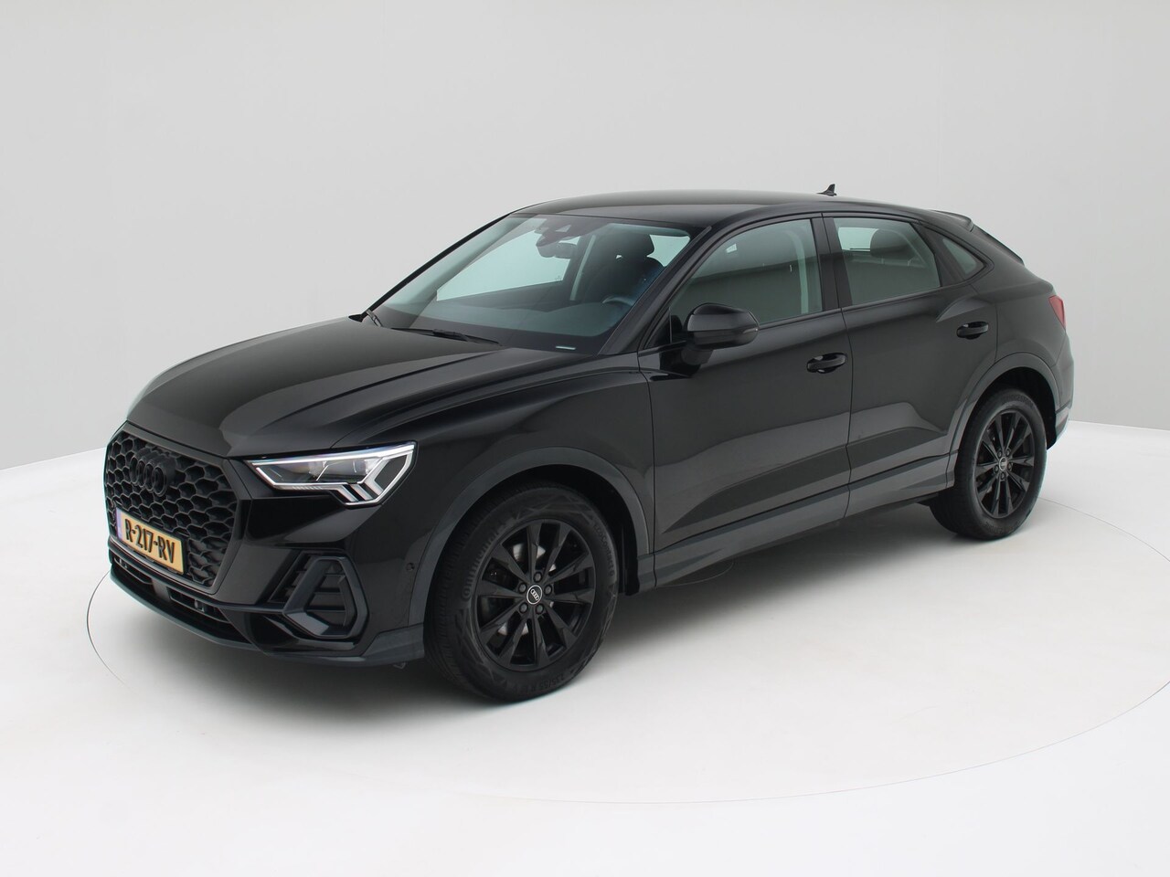 Audi Q3 Sportback - 35 TFSI Advanced Edition Elec.Klep /Camera /Navi /LED - AutoWereld.nl