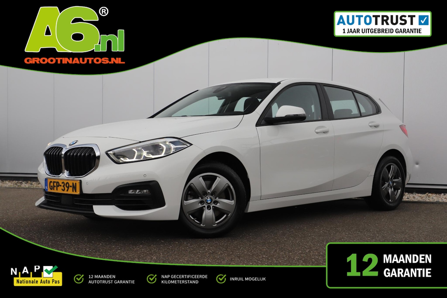 BMW 1-serie - 116i Lesauto ! Sportstoelen Navigatie LED Carplay Android Parkeersensoren Climate Cruise C - AutoWereld.nl