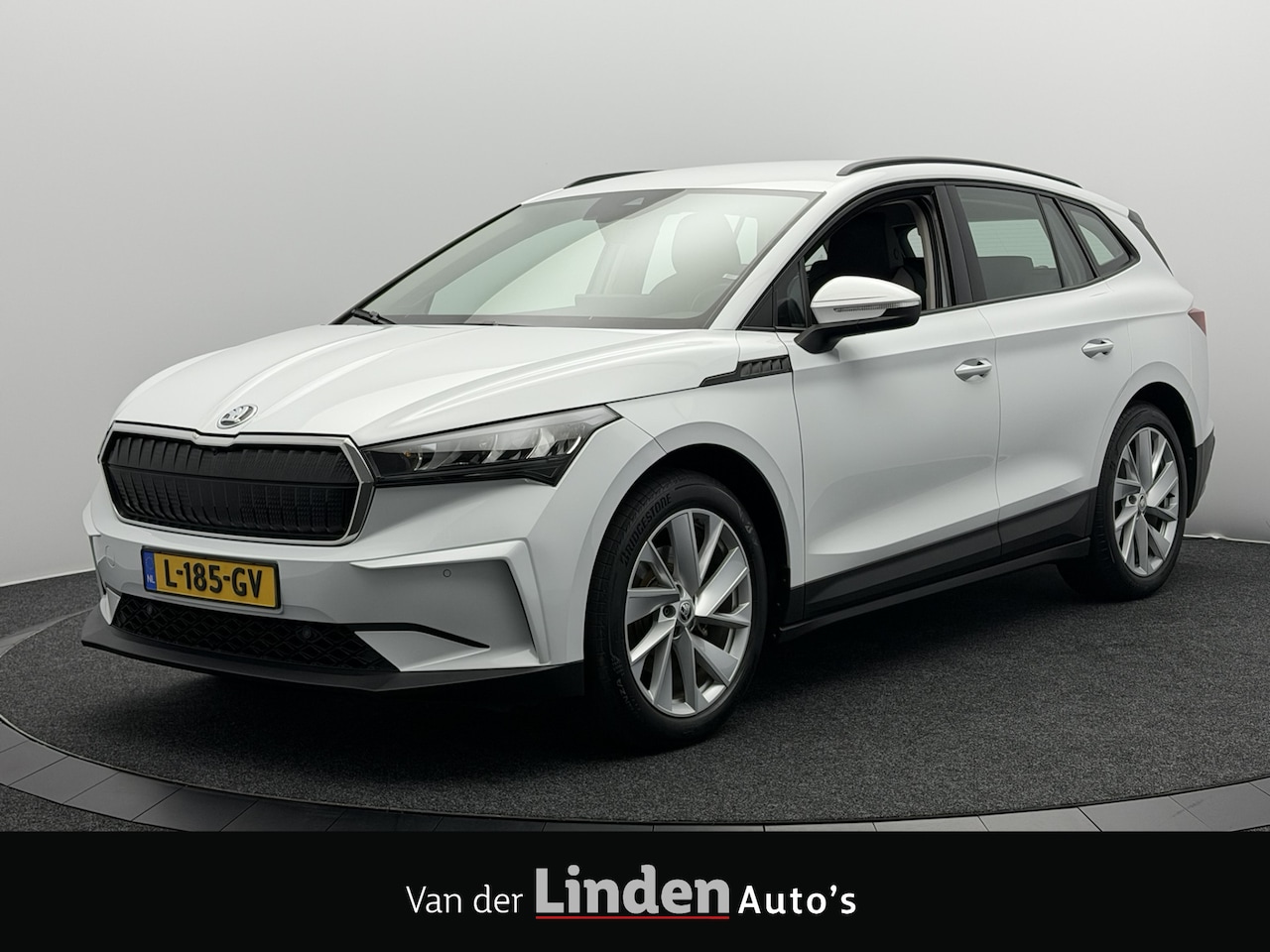 Skoda Enyaq iV - 60 | SoH 94,5% | Warmtepomp | Trekhaak Wegklapbaar | Navigatie | - AutoWereld.nl