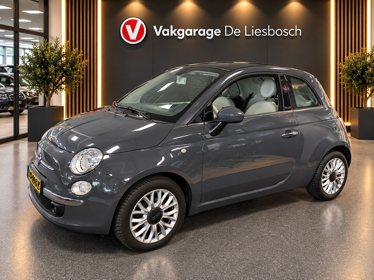 Fiat 500 C - 1.2 Lounge/airco/bluetooth/boeken/cabrio/zeer netjes - AutoWereld.nl