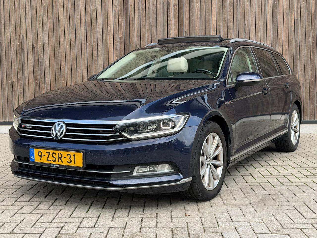 Volkswagen Passat Variant - 2.0 BiTDI 4Motion Highline | FULL OPTIONS | - AutoWereld.nl