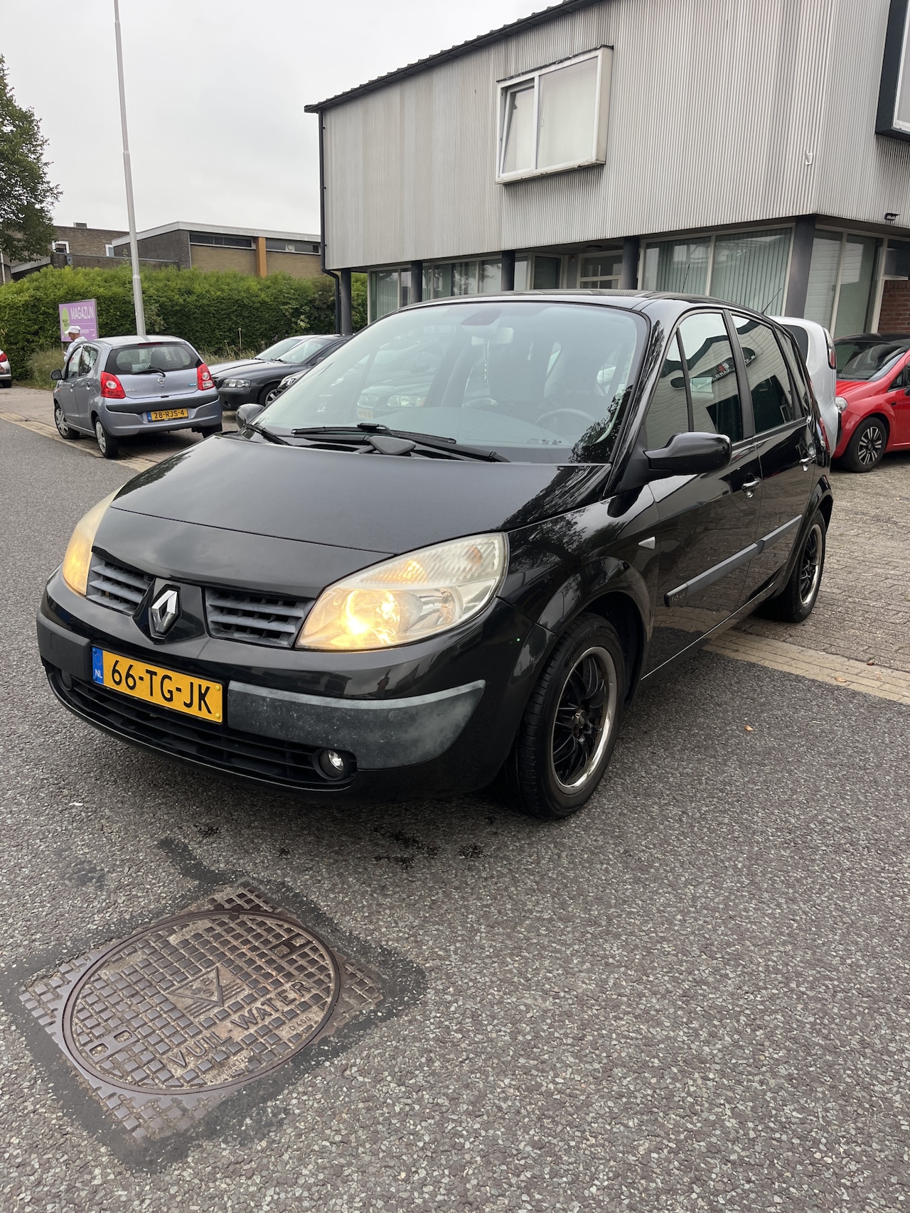 Renault Scénic - 1.6-16V Expression Luxe Airco. Apk 23-05-2027. Keurig nette en goed rijdende Scenic. - AutoWereld.nl