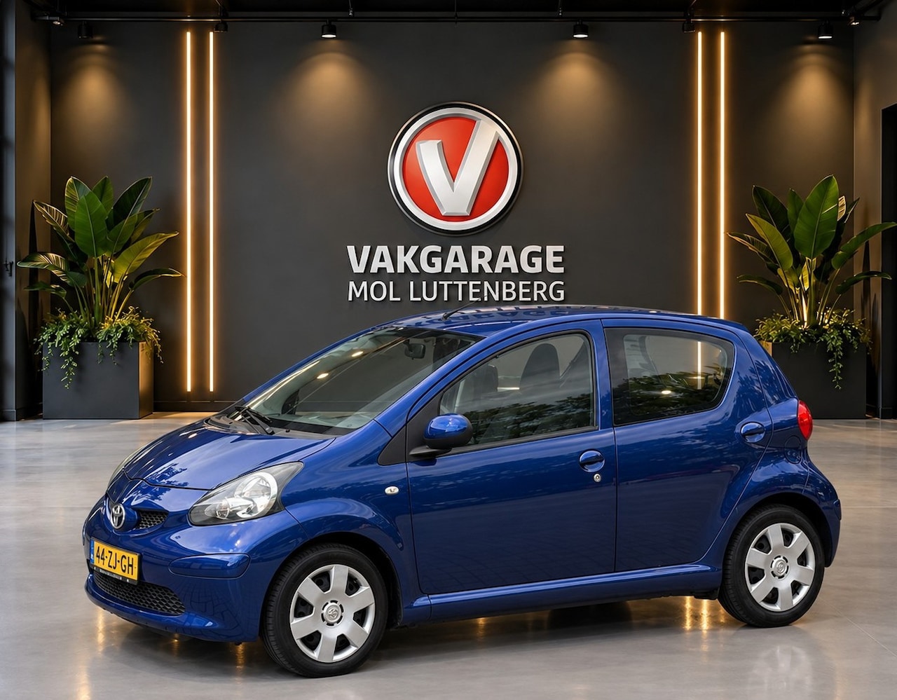 Toyota Aygo - 1.0 12V VVT-I 5DRS MMT Plus, AUTOMAAT - AutoWereld.nl