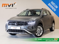 Volkswagen T-Roc - 1.0 TSI Life Business / 110pk / Trekhaak / Stoelverwarming / NAP / Dealer onderhouden /