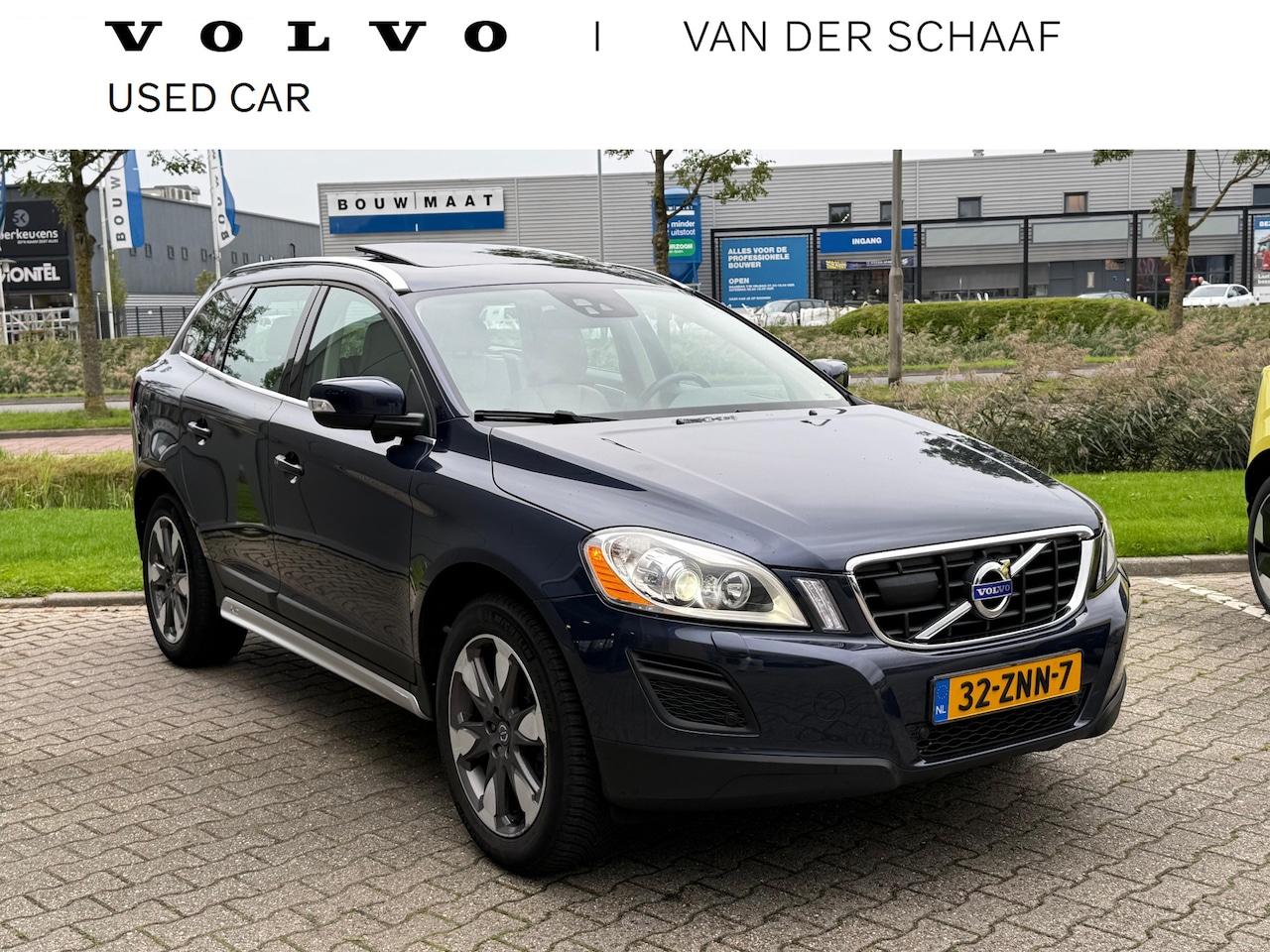 Volvo XC60 - 2.4 D5 215pk Automaat AWD Summum / 5-Cil / 2e Eigenaar / Dealeronderhouden / Niveauregelin - AutoWereld.nl