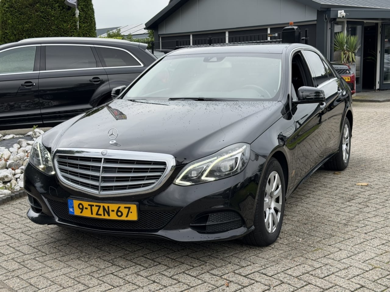 Mercedes-Benz E-klasse - E300 Benzine 6-Cilinder Sedan 2014 Facelift Zwart - AutoWereld.nl
