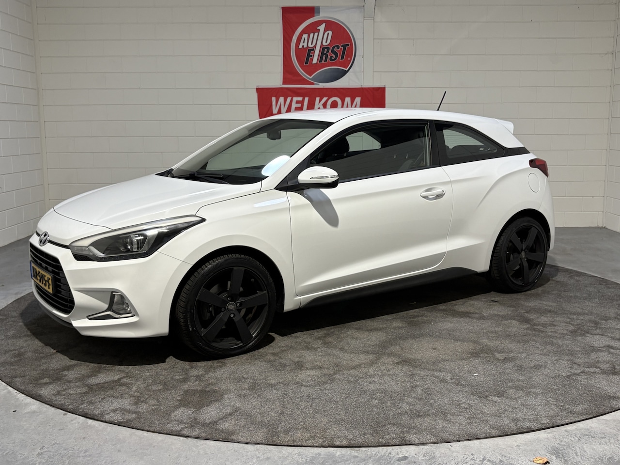 Hyundai i20 Coupé - 1.0 T-GDI Comfort, Clima, Cruise, Camera, P sensoren, Led, 17 inch, Navi, Blue tooth, Prij - AutoWereld.nl
