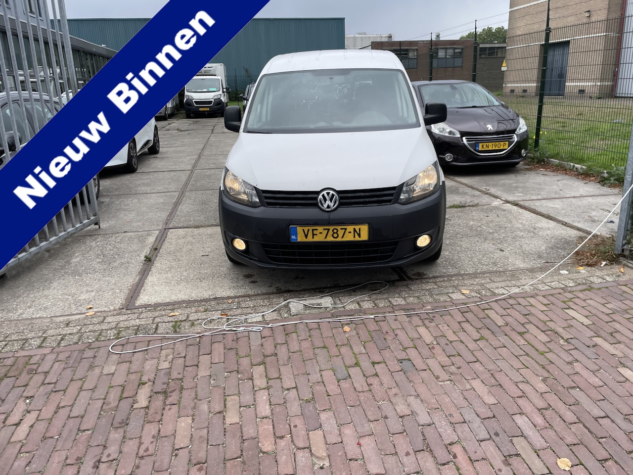 Volkswagen Caddy - 1.6 TDI Economy Baseline 1e eig airco zuifdeur rijdt goed en loopt goed - AutoWereld.nl
