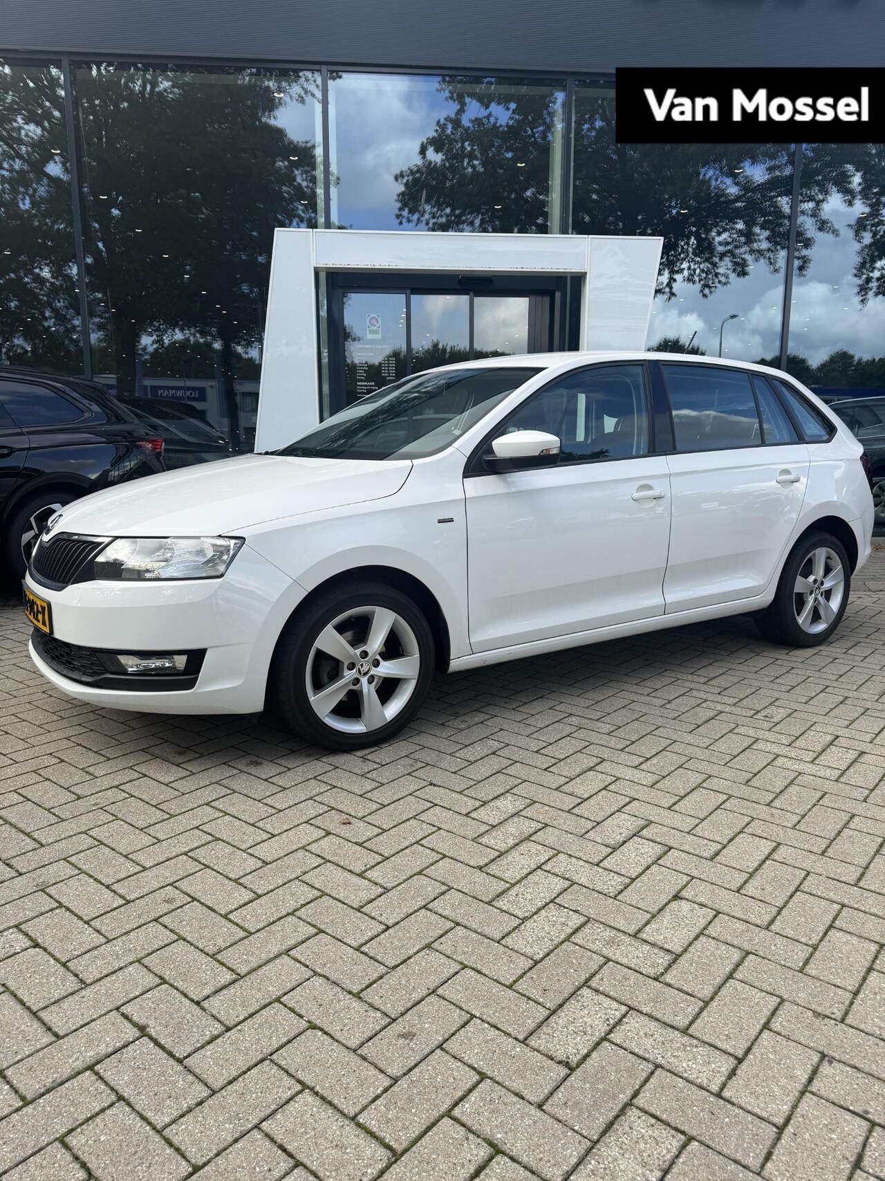 Skoda Rapid Spaceback - 1.0 TSI Greentech Clever 1.0 TSI Greentech Clever - AutoWereld.nl