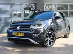 Volkswagen T-Cross - 1.0 TSI STYLE Trekhaak / Led verlichting / stoelverwarming / clima control