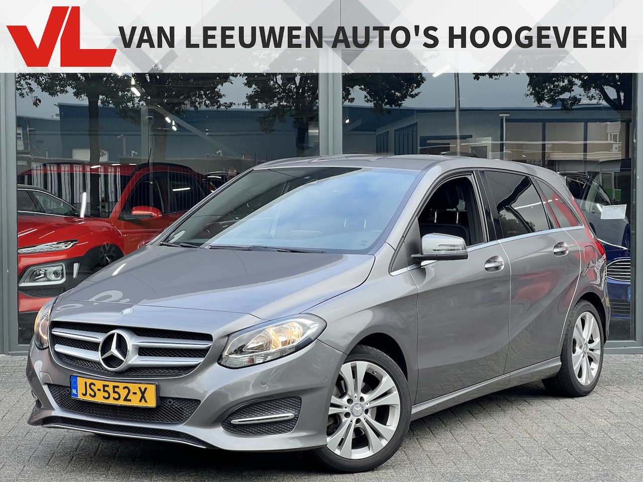 Mercedes-Benz B-klasse - 180 Ambition | Nieuw binnen | Navi | Camera | Trekhaak - AutoWereld.nl
