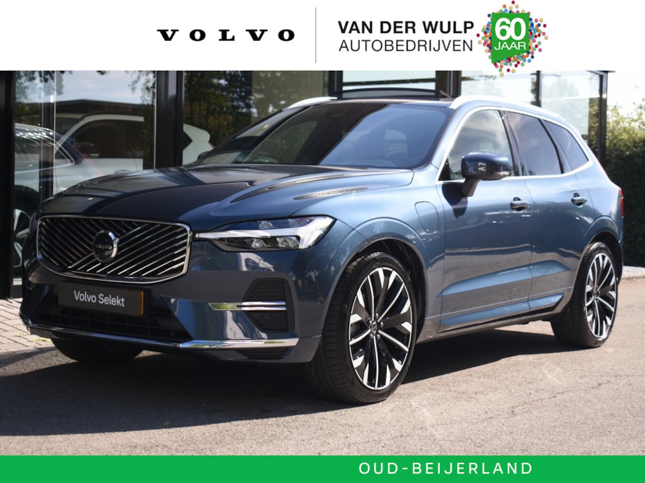 Volvo XC60 - T8 406pk AWD Ultra Bright Executive Edition | Trekhaak | Climate - AutoWereld.nl