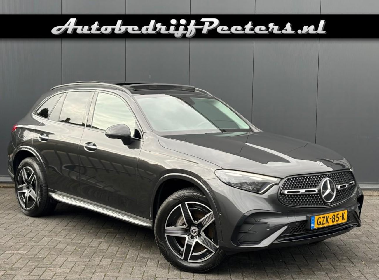 Mercedes-Benz GLC-klasse - 300e 4M AMG Night Pano ACC Digital Light Burmester 360-Camera HUD Sfeerlicht - AutoWereld.nl