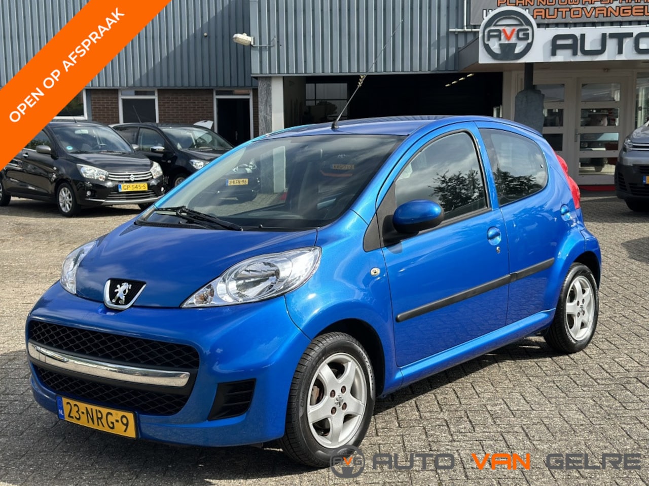Peugeot 107 - 1.0-12V XS AUTOMAAT*UNIEKE KM.STAND MET NAP*AIRCO*5DRS - AutoWereld.nl