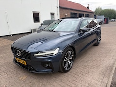 Volvo V60 - B3 R-Design Schuifdak HenK Pilot Assist