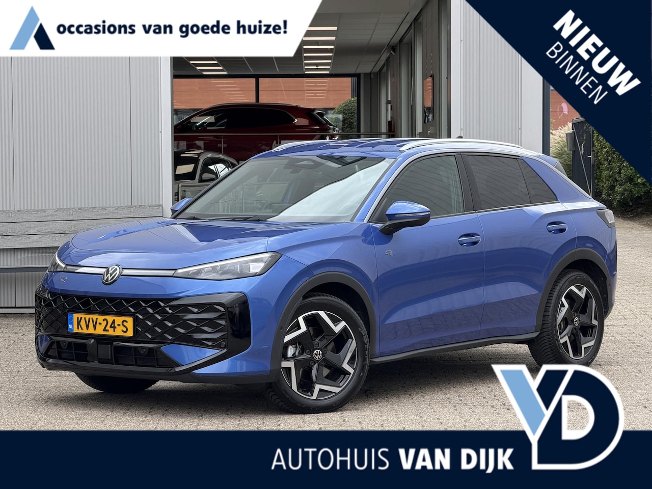 Volkswagen T-Roc - 1.5 eTsi R-Line Style First Edition | IQ LED/Adapt.Cruise/Stuur- en stoelverwarming - AutoWereld.nl