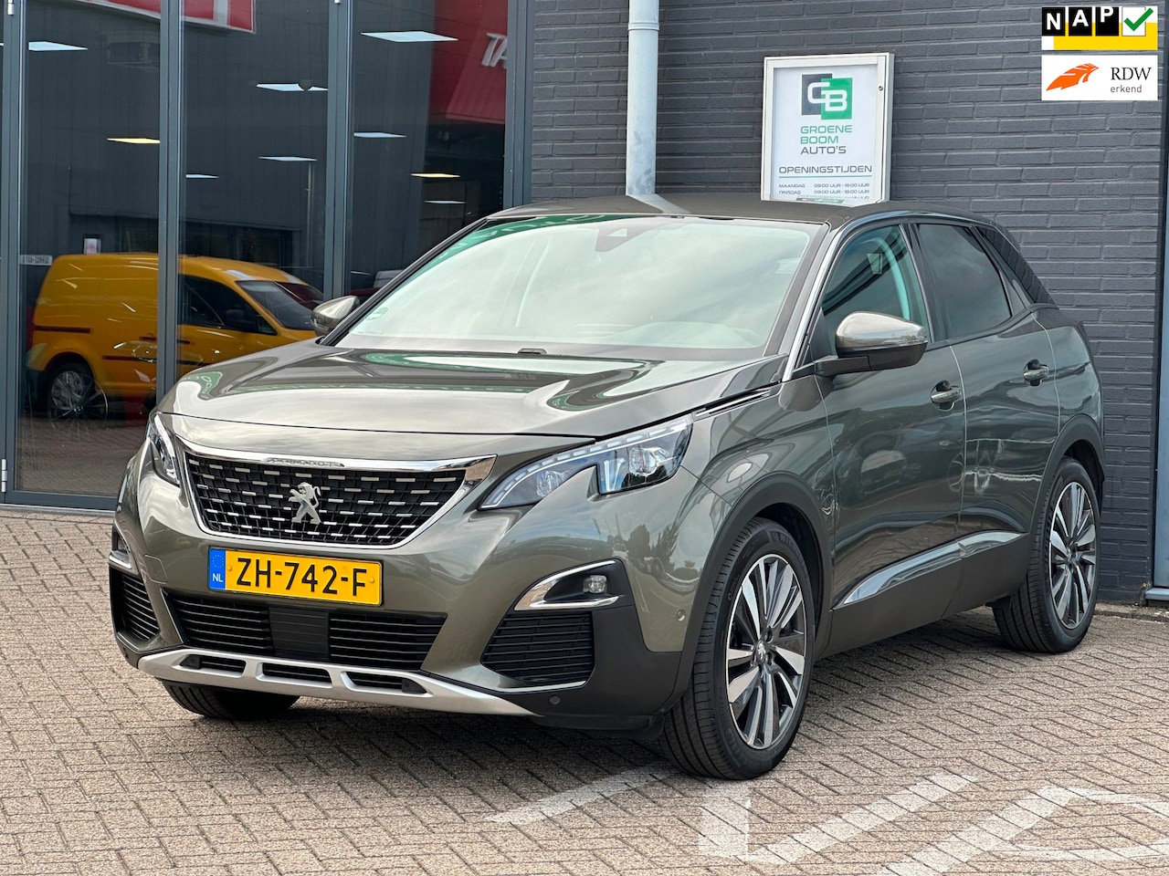 Peugeot 3008 - 1.2 PureTech Allure/2E EIG/NAVI/AIRCO/NETTE STAAT!! - AutoWereld.nl