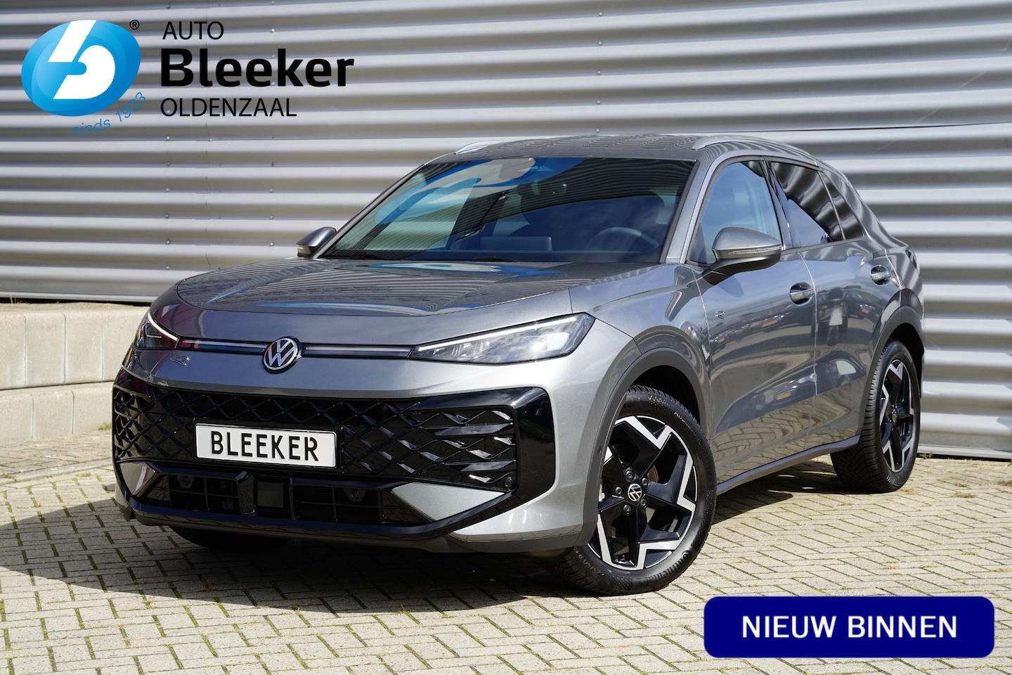 Volkswagen T-Roc - 1.5 eTsI 150Pk R-Line Trekhaak Volkswagen T-Roc - AutoWereld.nl