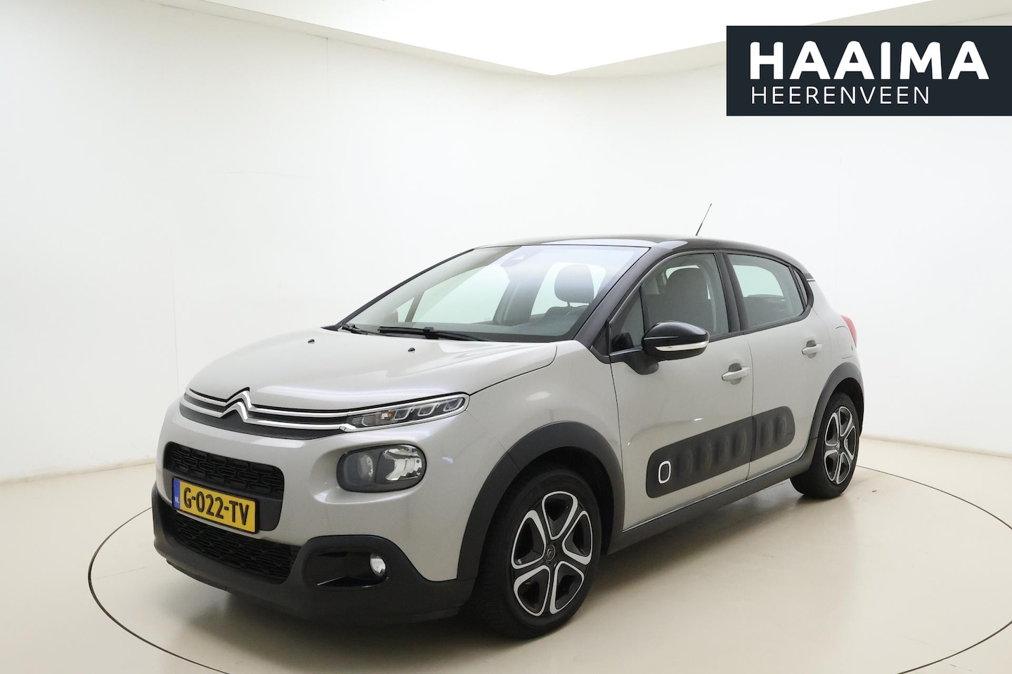 Citroën C3 - 1.2 Turbo 110 pk Business | Climate Control | Trekhaak | Navigatie | Zwart dak - AutoWereld.nl