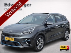Kia e-Niro - DynamicPlusLine 64 kWh | SOH 100% | 3 Fase laden | Schuif/kanteldak | Half Leder | Andriod