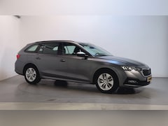 Skoda Octavia Combi - 1.0 TSI 110pk Ambition Parkeersensoren Trekhaak App-Connect DAB+