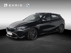 BMW 1-serie - 123 xDrive M Sport Pro | Glazen Panoramadak | M Compound Remmen | M Sportstoelen Alcantara