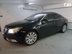 Opel Insignia - 2.0 T Cosmo / LEDER / NAVI / EXPORT PRIJS