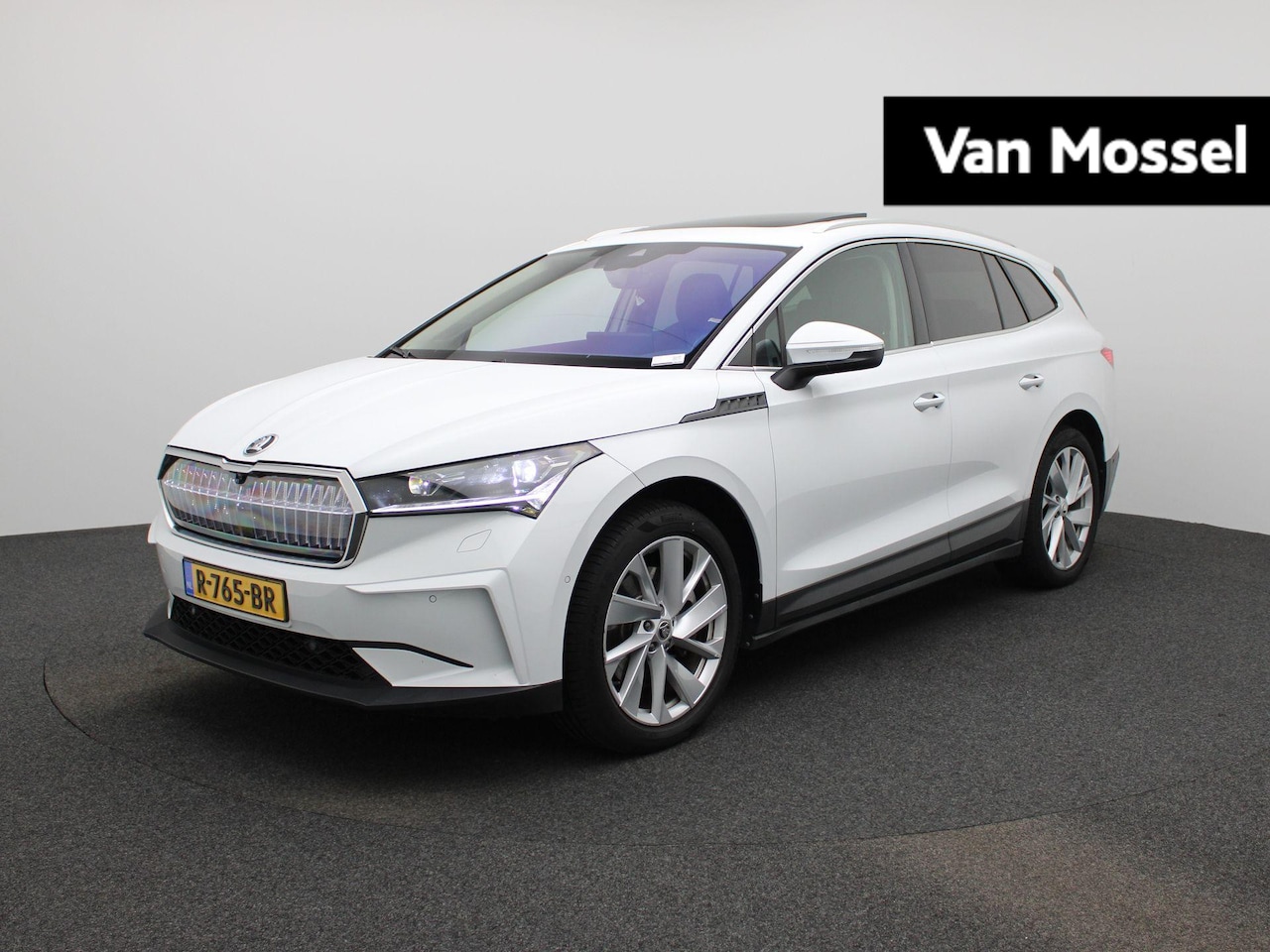 Skoda Enyaq iV - 80 | PANORAMADAK | TREKHAAK | STOELVERWARMING VOOR EN ACHTER | STUURVERWARMING | ELEKTRISC - AutoWereld.nl