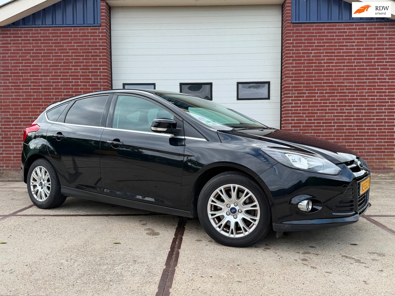 Ford Focus - 1.6 EcoBoost Lease Titanium 1.6 EcoBoost Lease Titanium - AutoWereld.nl