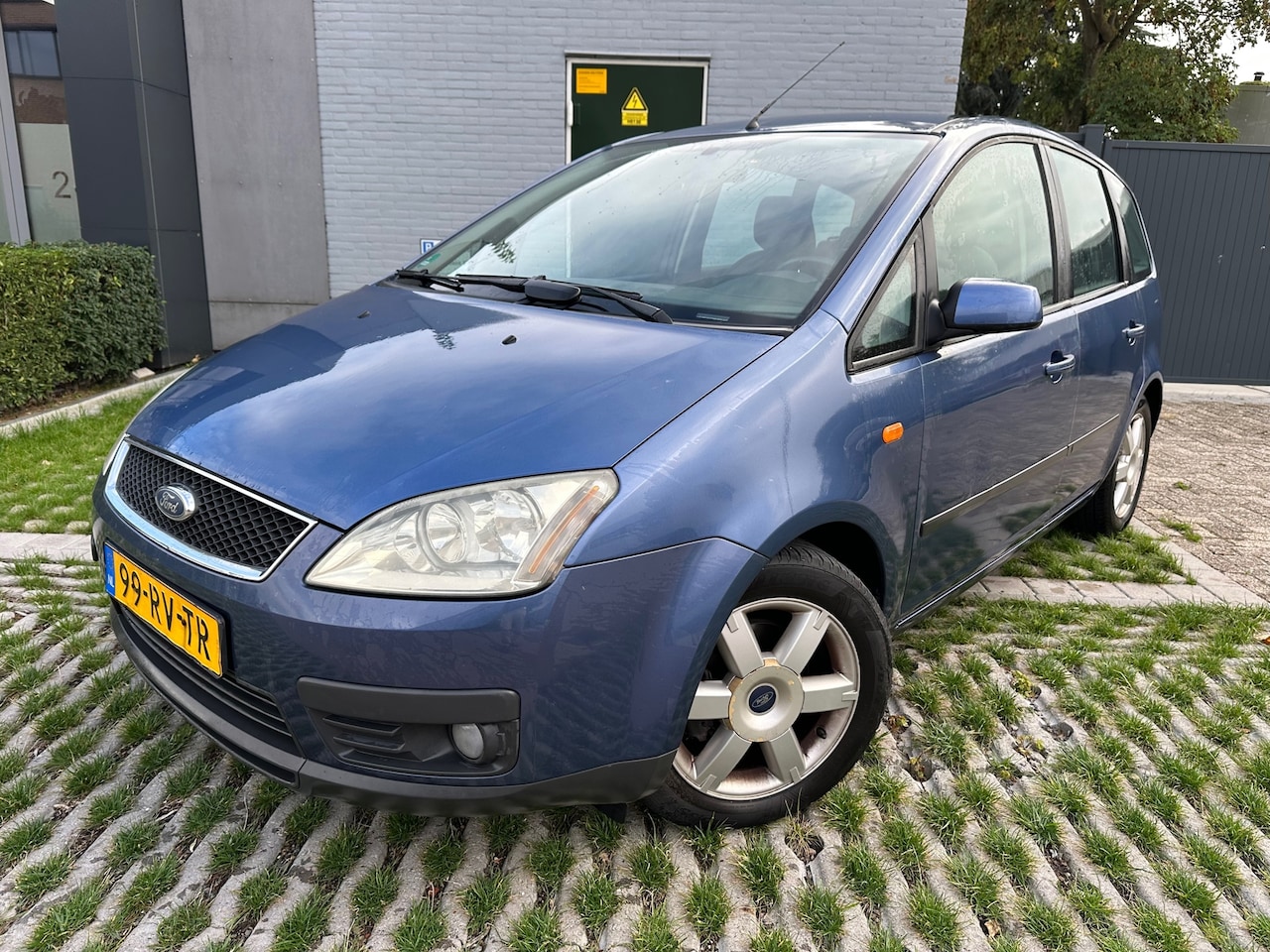 Ford Focus C-Max - MET CRUISE CONT, AIRCO & APK TOT 21-02-2027! - AutoWereld.nl