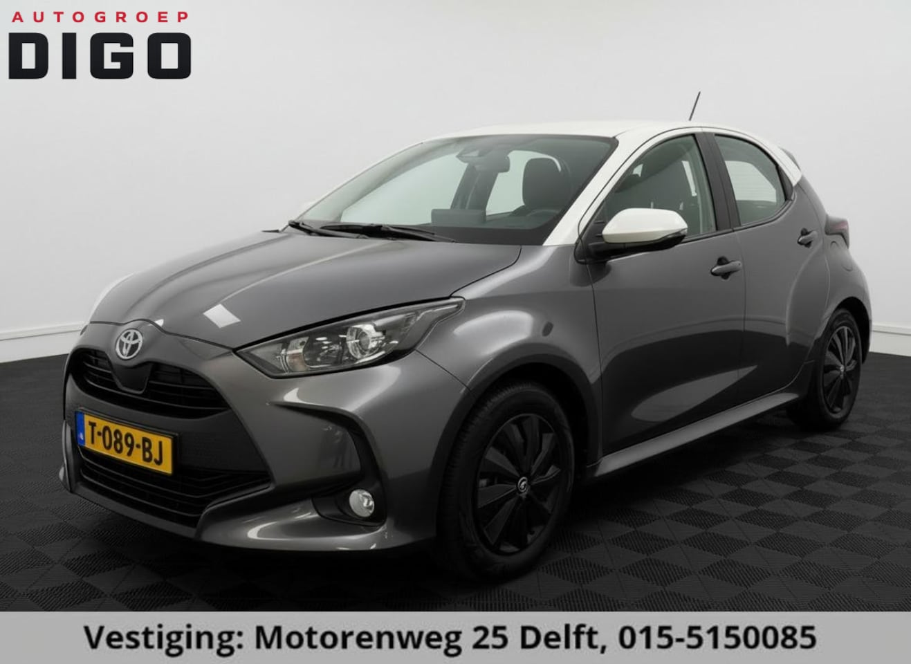 Toyota Yaris - 1.5 HYBRID BI-TONE GARANTIE TOT 03-2033! . ADAPTIEVE CRUISE CONTROL . APPLE CARPLAY & ANDR - AutoWereld.nl