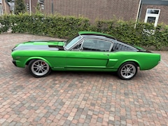 Ford Mustang - Fastback Customized V8 408 stroker motor