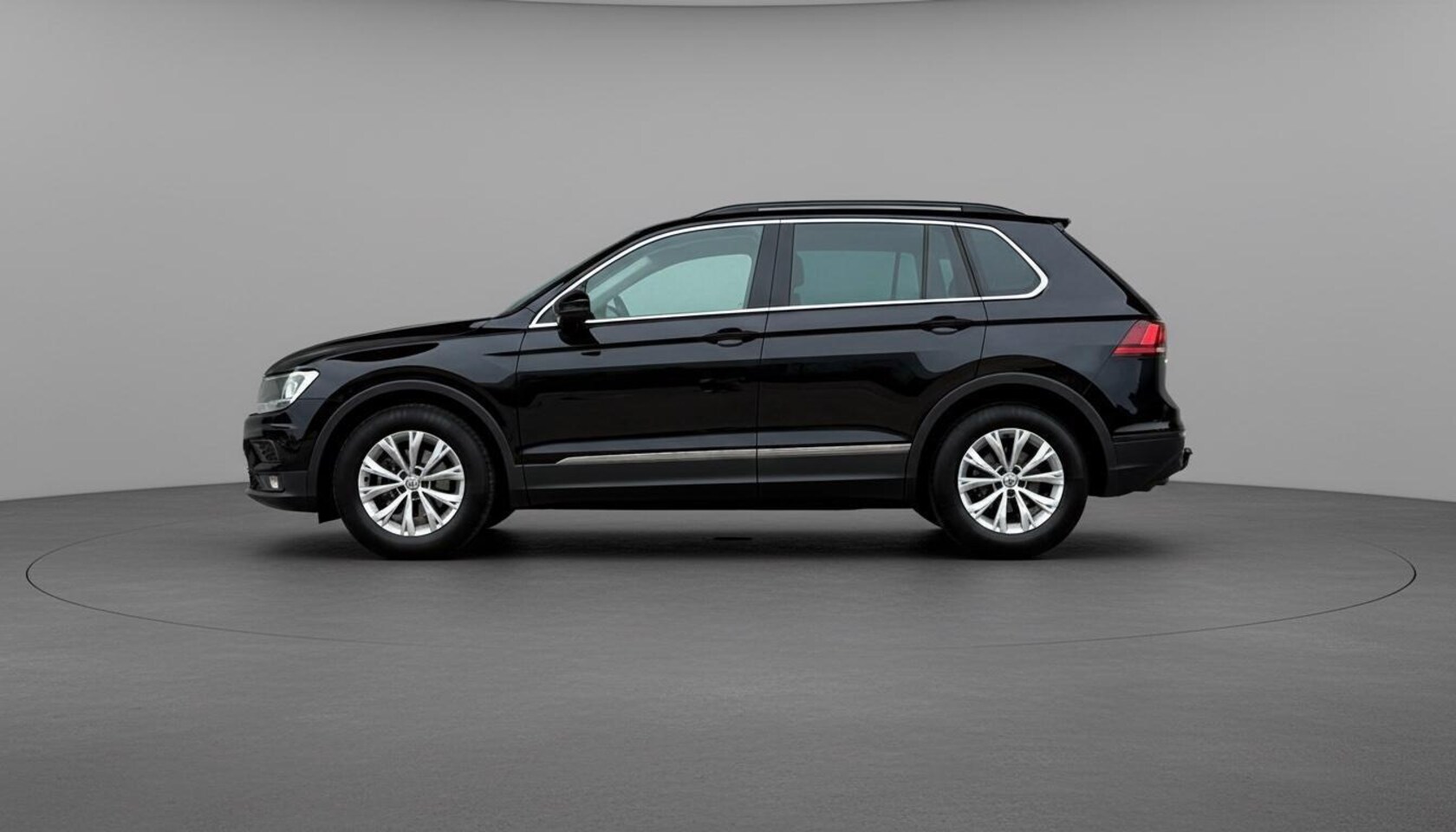 Volkswagen Tiguan - 1.5 TSI ACT ✅Adapt.cruise ✅AppleCarplay - AutoWereld.nl