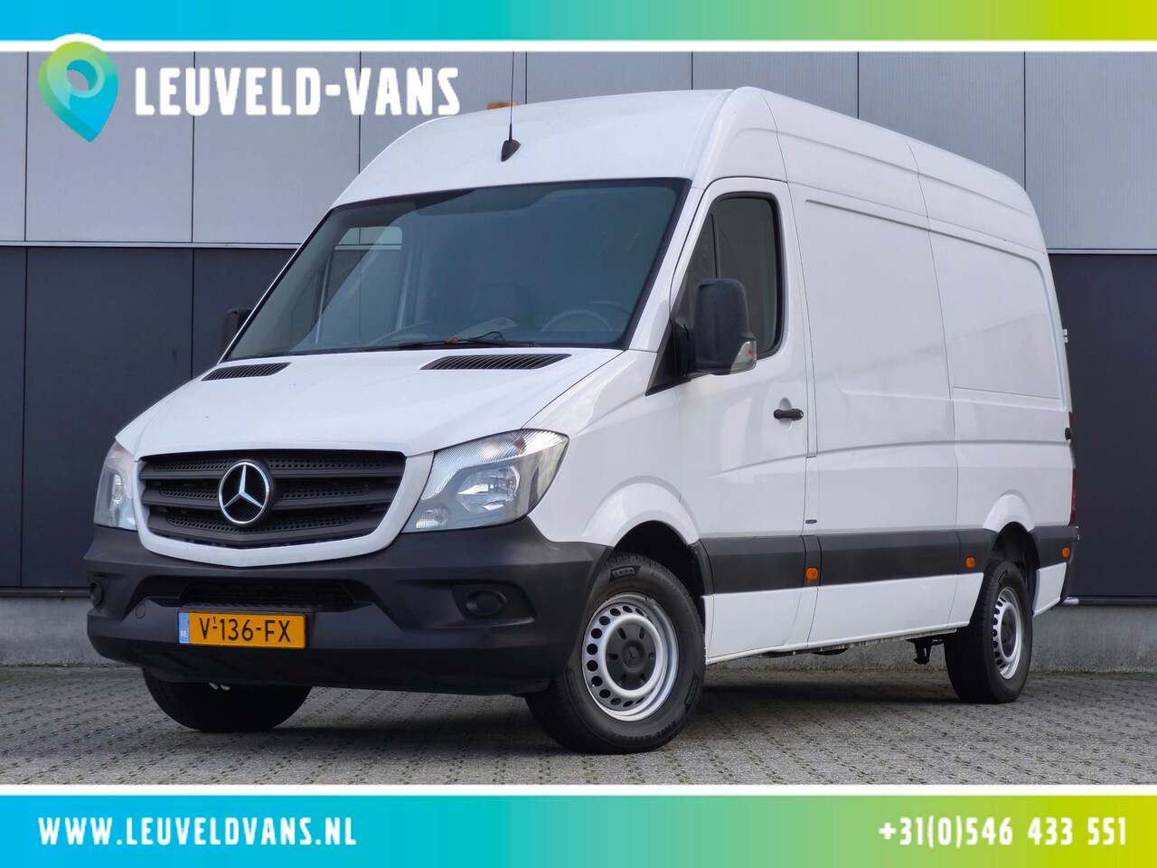 Mercedes-Benz Sprinter - 314 140PK RWD AIRCO PDC L2H2 - AutoWereld.nl