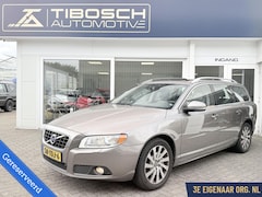 Volvo V70 - 2.0 D3 Summum 5 Cilinder Schuifdak Xenon