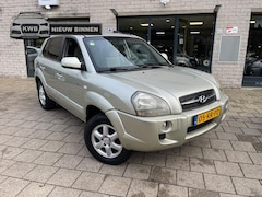 Hyundai Tucson - 2.0i 4WD Style Airco Trekhaak