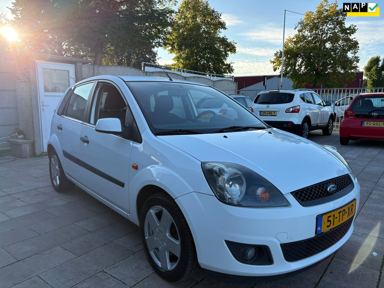 Ford Fiesta - 1.3-8V Futura|Airco|5-deurs - AutoWereld.nl