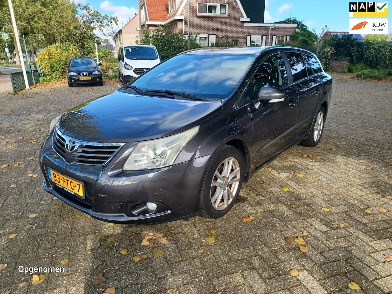 Toyota Avensis Wagon - 1.8 VVTi Business 1.8 VVTi Business - AutoWereld.nl