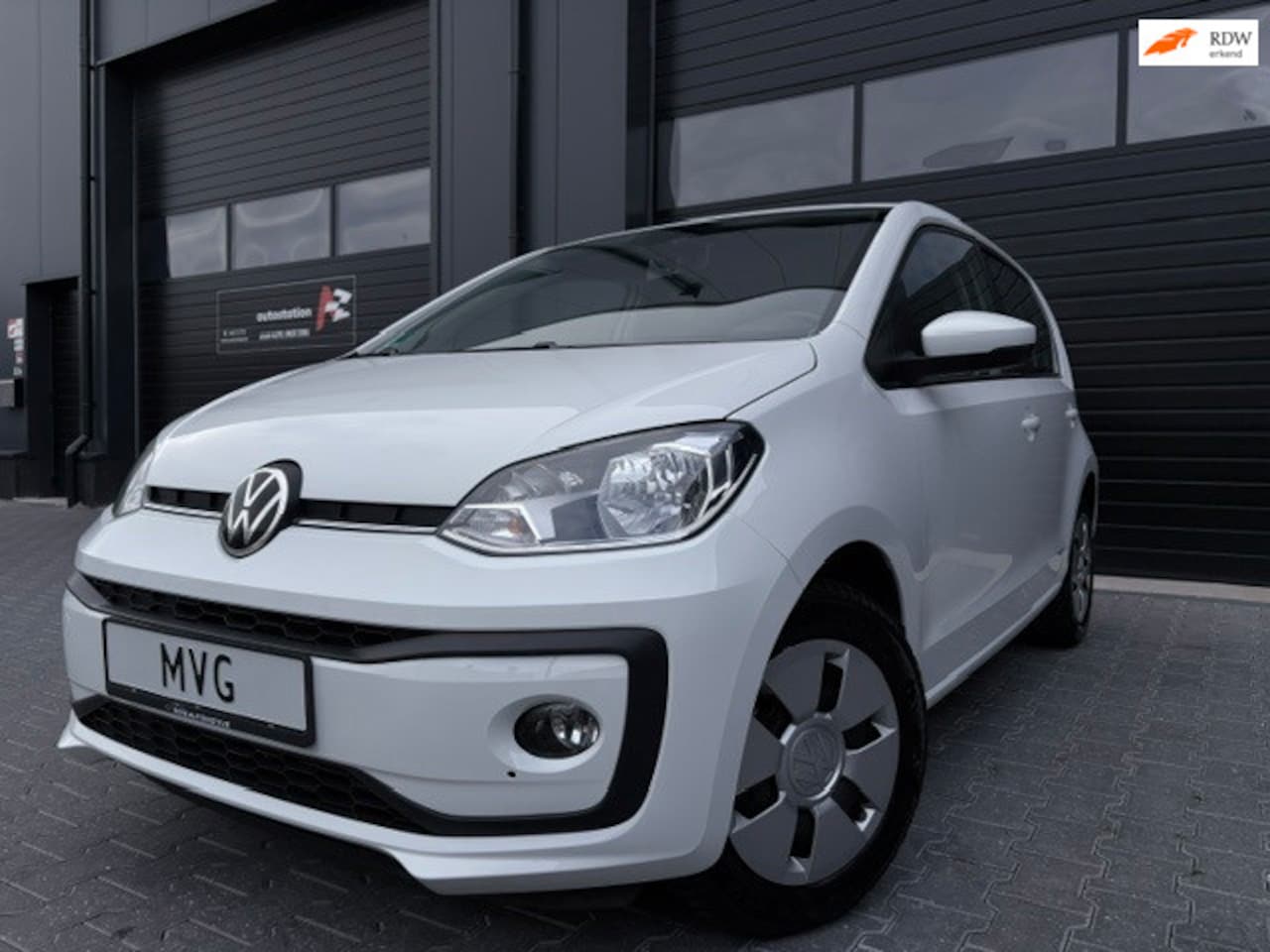 Volkswagen Up! - 1.0|65PK|Lane assist|Stoel verw|1e eigenaar|5 deurs| - AutoWereld.nl