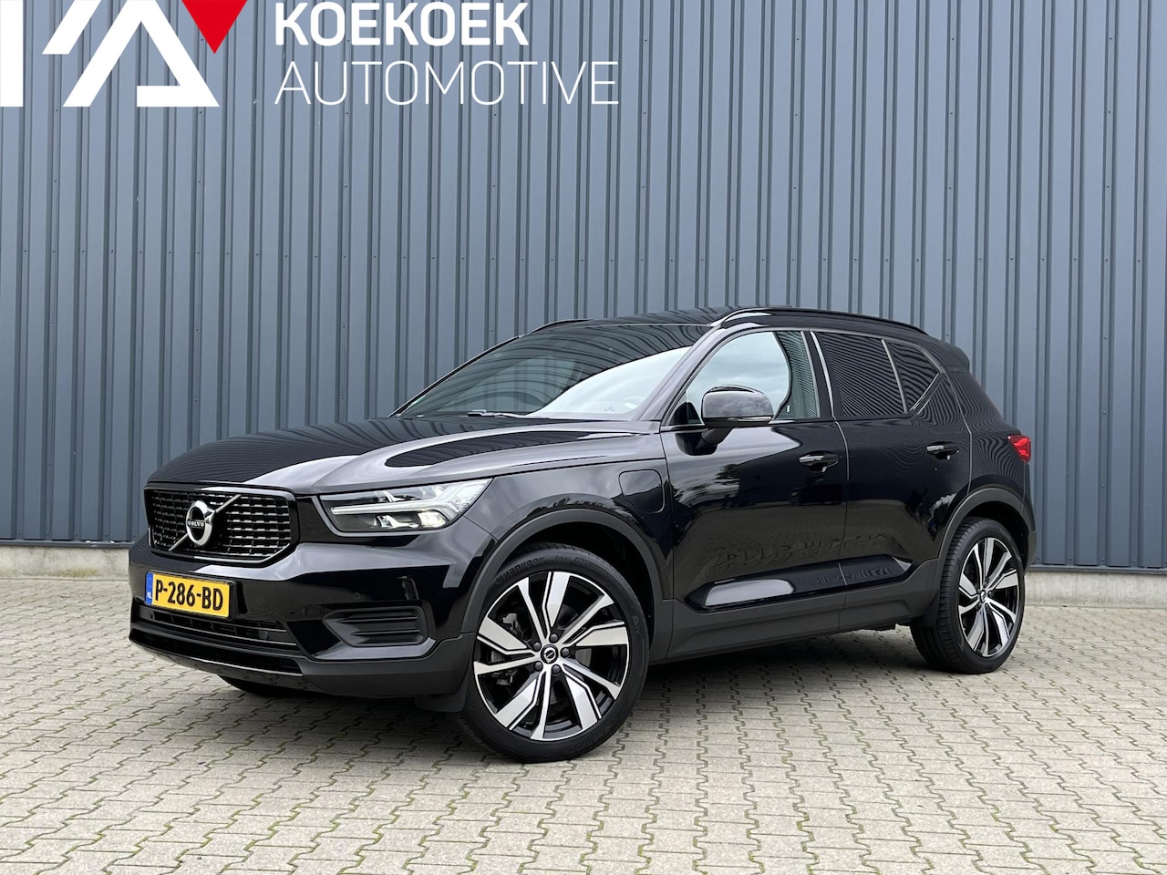 Volvo XC40 - 1.5 T4 Recharge R-Design 1.5 T4 Recharge R-Design - AutoWereld.nl