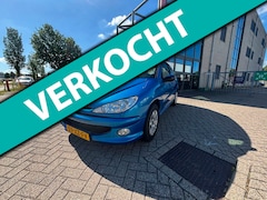 Peugeot 206 - 1.4 Forever