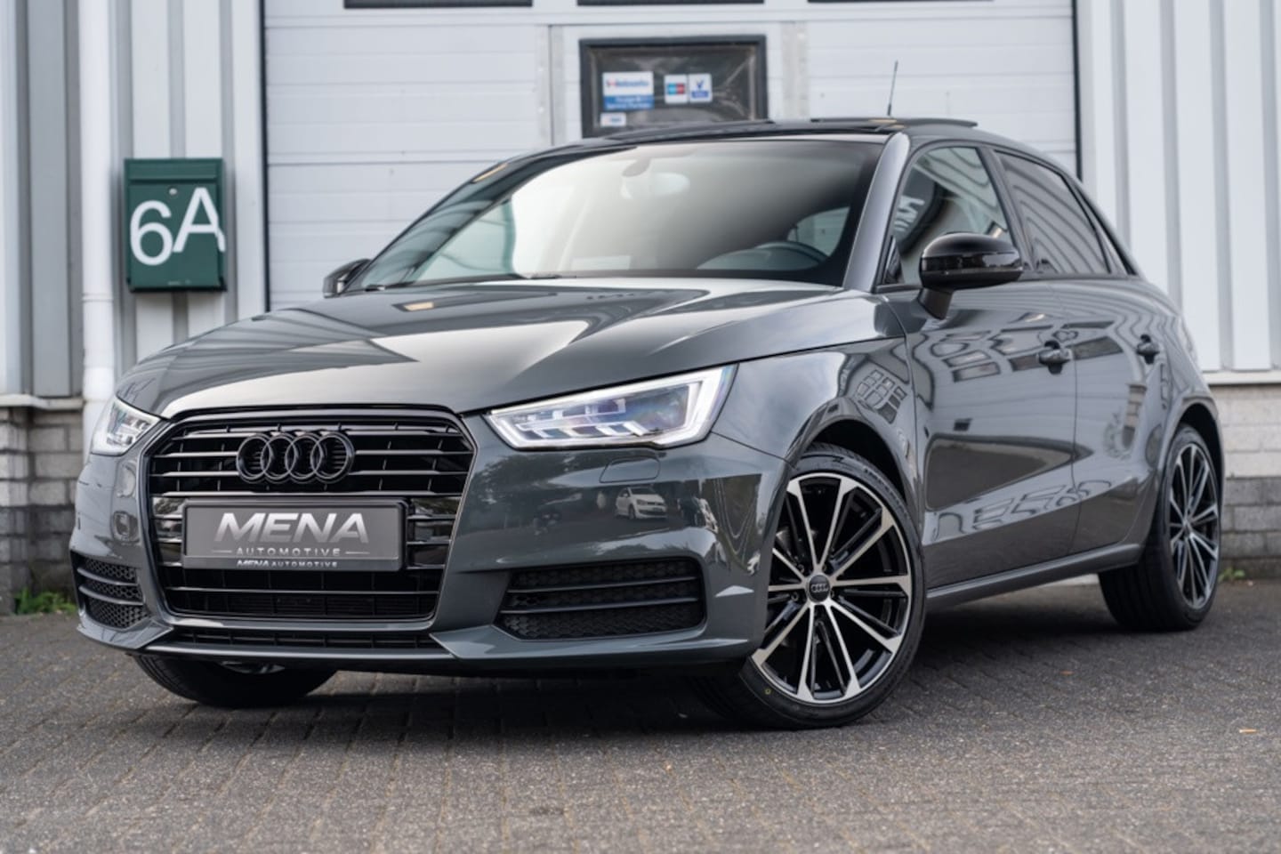 Audi A1 Sportback - Audi A1 PANO 1.0 TFSI Edition - AutoWereld.nl