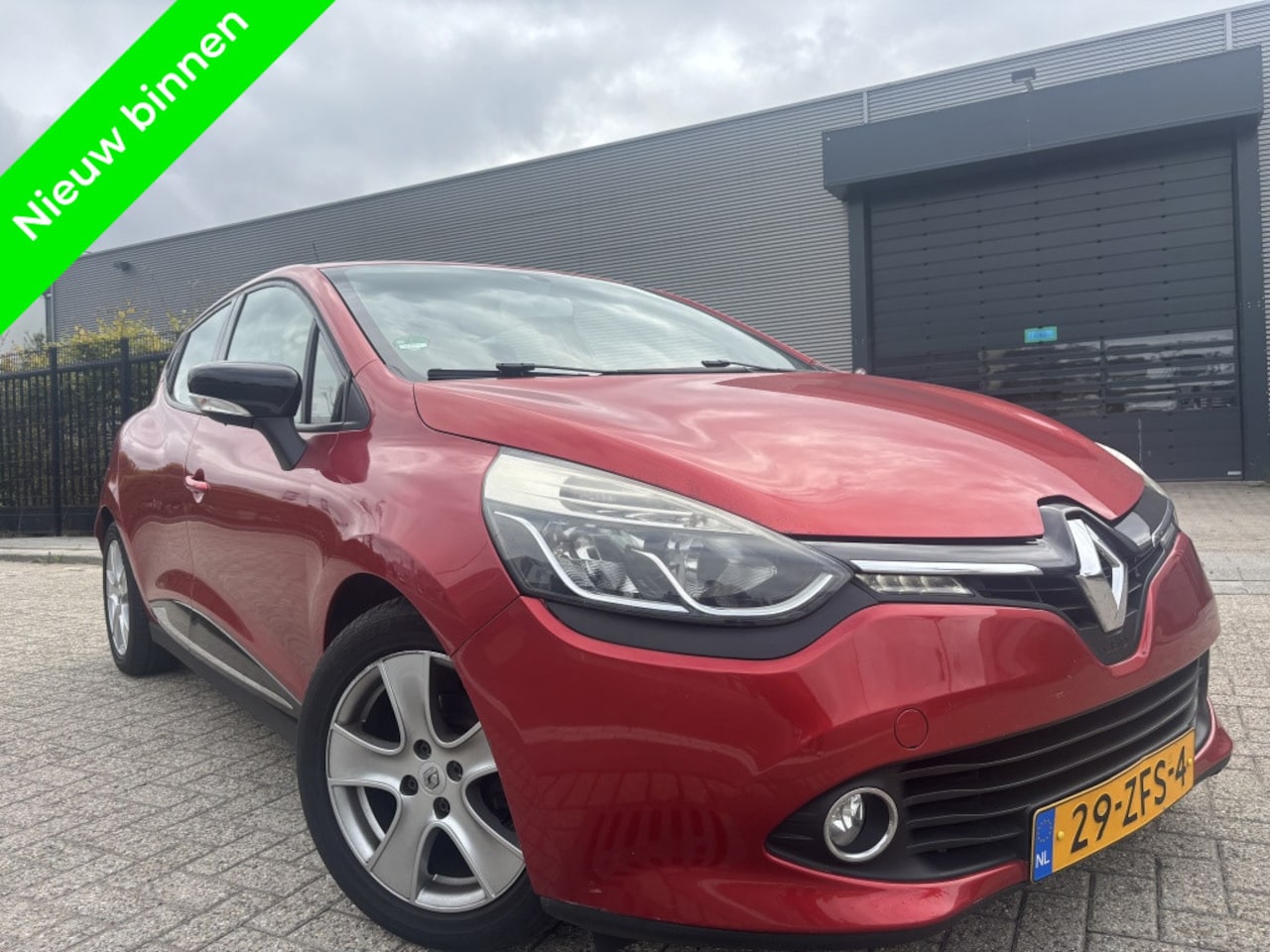 Renault Clio - 1.5 dCi Dynamique Navi|Cruise|Clima|Sensor|Lage km - AutoWereld.nl