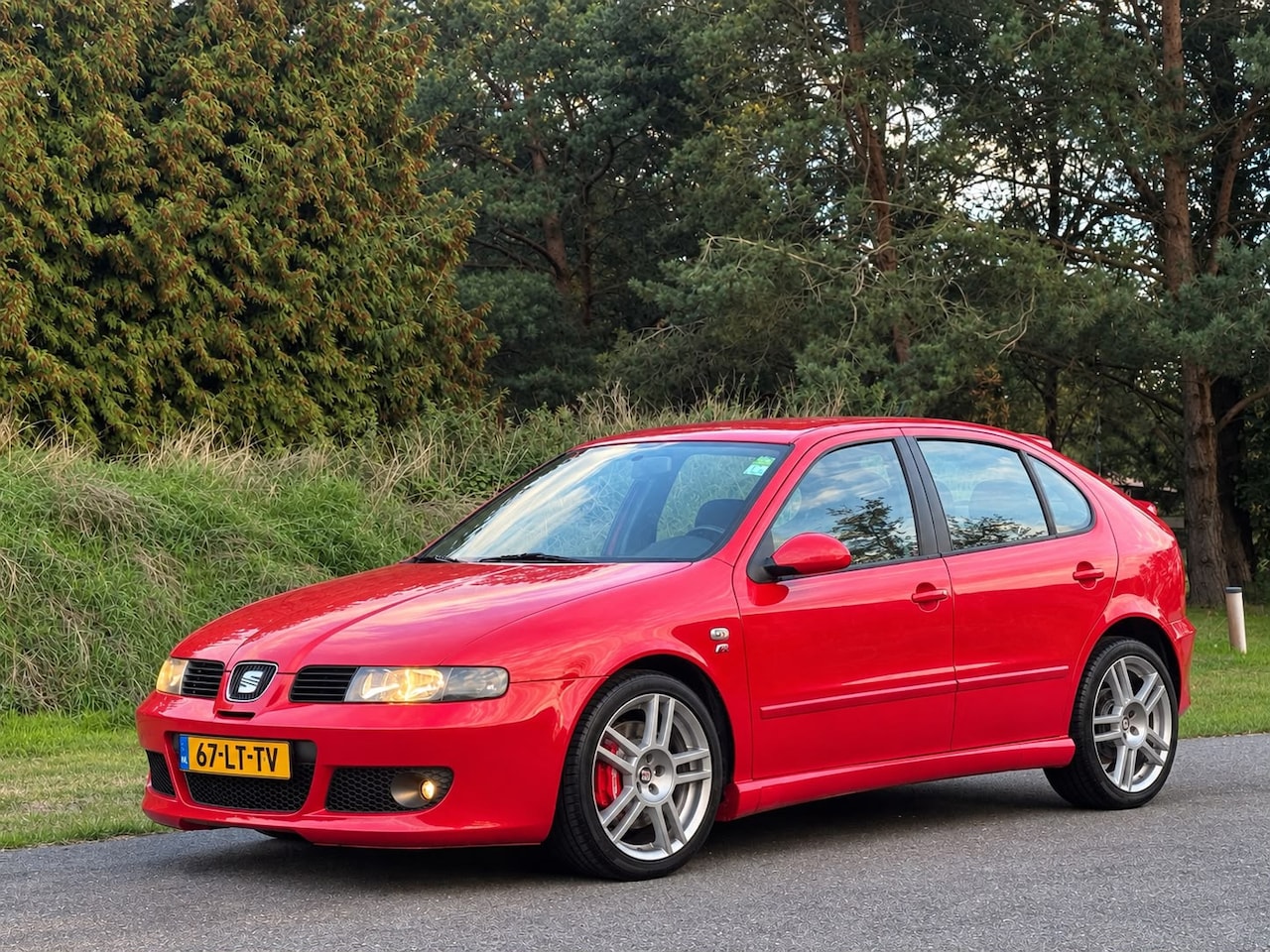 SEAT Leon - Nette 1.8-20VT Turbo Cupra R | 194.000 KM | - AutoWereld.nl