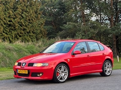 SEAT Leon - Nette 1.8-20VT Turbo Cupra R | 194.000 KM |