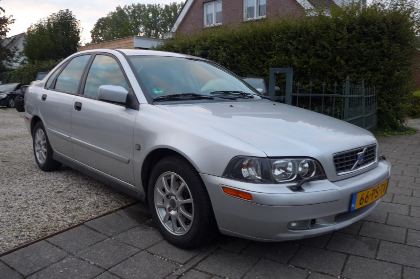 Volvo S40 - 1.8 Europa Nordic Leder trekhaak nwe APK - AutoWereld.nl