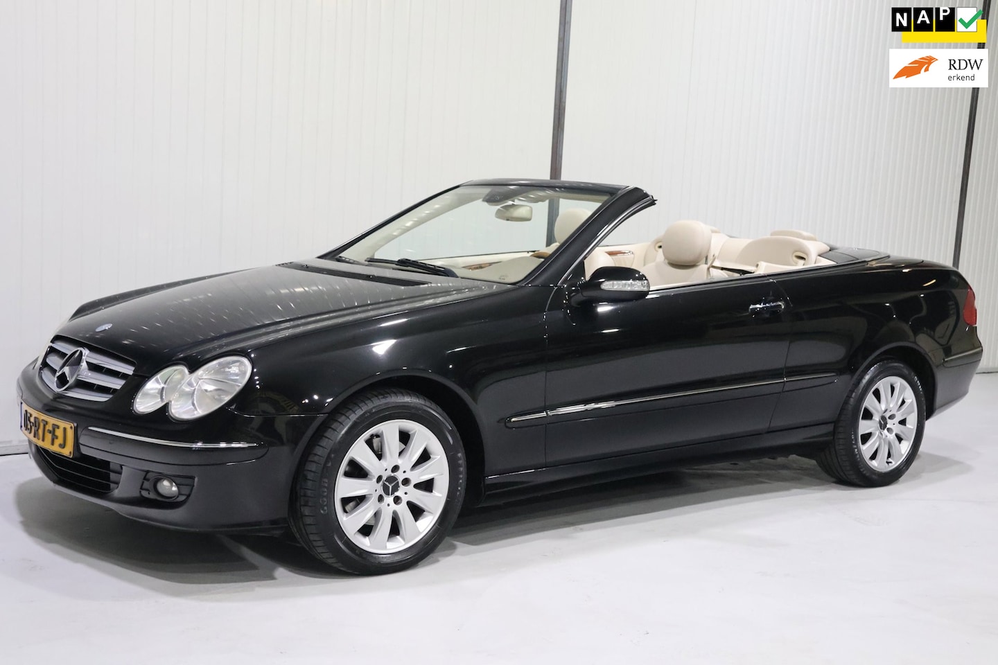 Mercedes-Benz CLK-klasse Cabrio - 280 Elegance AUTOMAAT - ZEER NETTE STAAT - NWE APK! - AutoWereld.nl