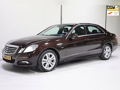 Mercedes-Benz E-klasse - 250 CGI Business Class Avantgarde NETTE AUTO - NAVI - CLIMA - TREKHAAK - NWE APK