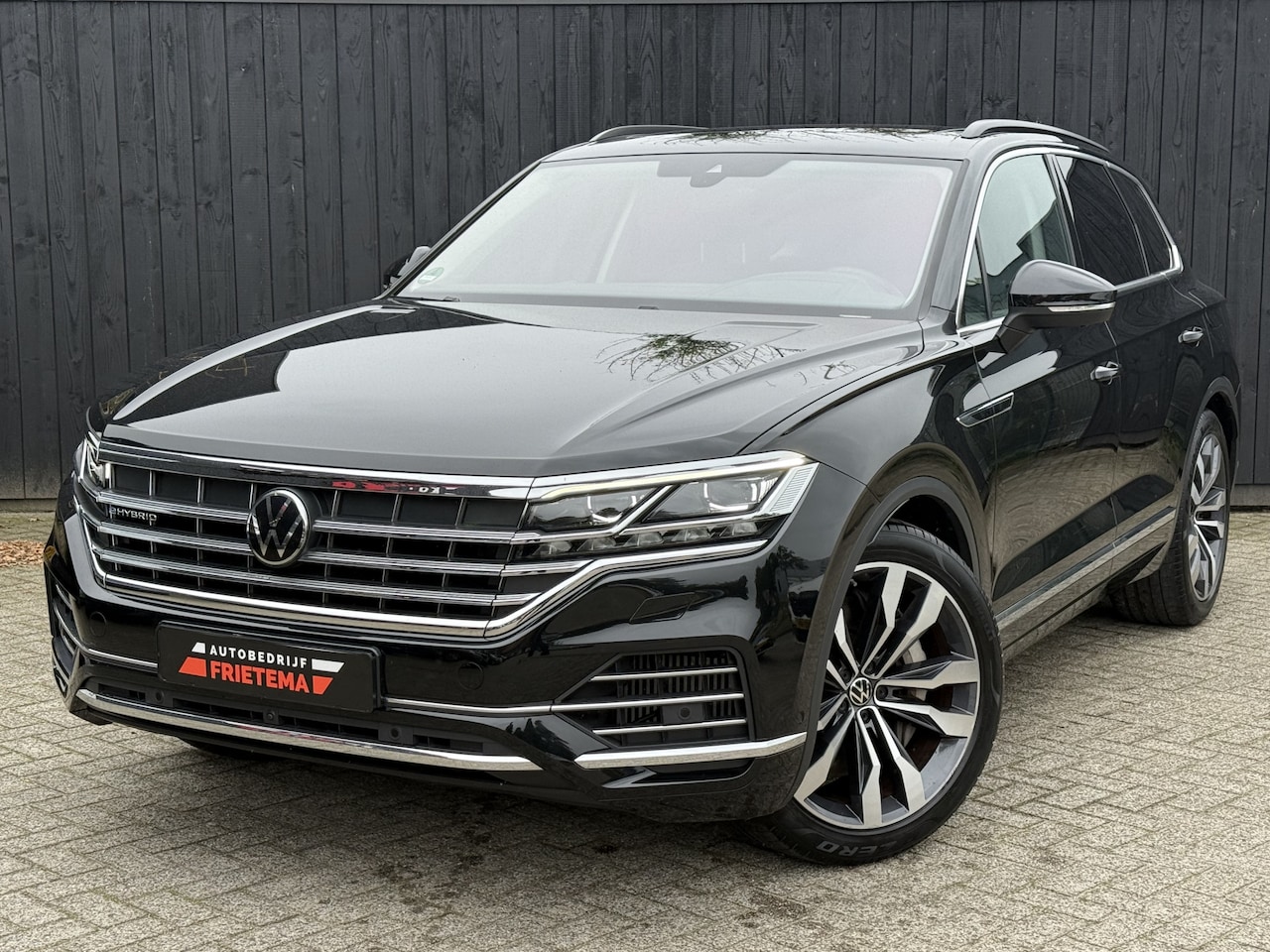 Volkswagen Touareg - 3.0 TSi eHybrid 4MOTION Elegance 3.0 TSi eHybrid 4MOTION Elegance - AutoWereld.nl